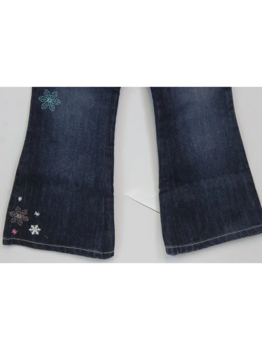 2009 Gymboree Winter Ballerina Jeans sz 4 Embroidered Snowflakes Pockets Flare